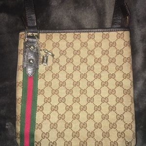 Authentic Gucci cross body